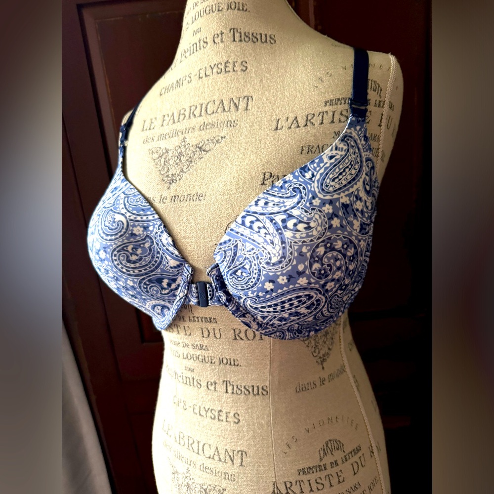 Victoria’s Secret Paisley Bra 36 D